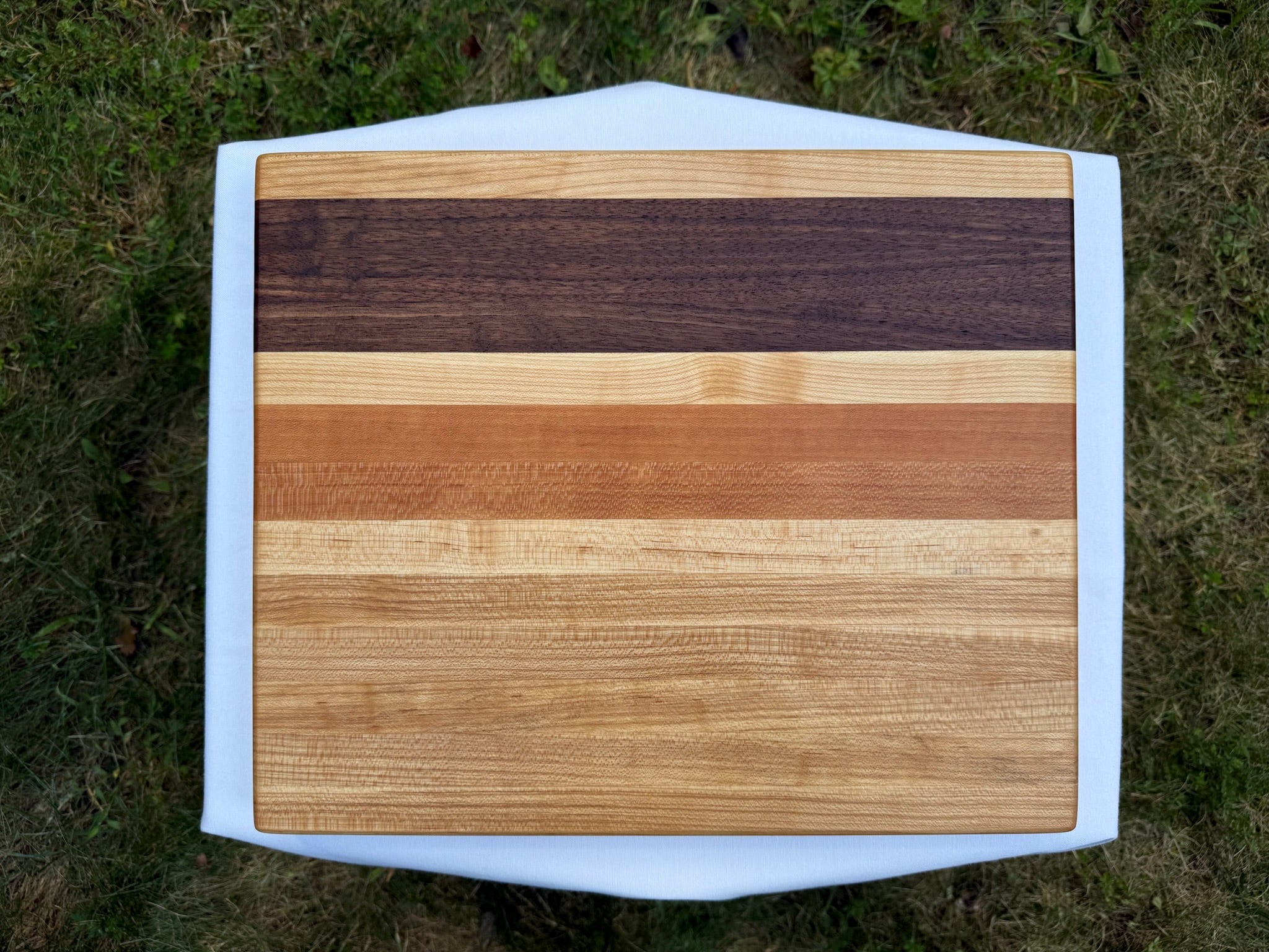 Handmade Wood Cutting Board - 001CB