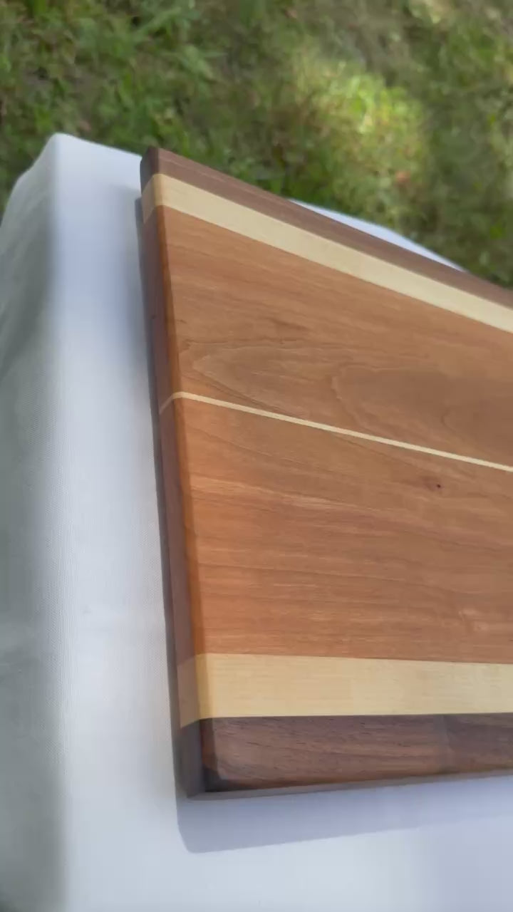 Handmade Wood Cutting Board - 004CB